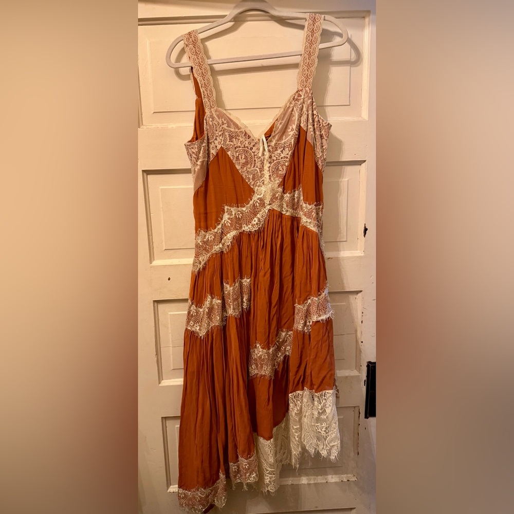 By Anthropologie Sleeveless Asymmetrical Lace Rust Slip Dress 10 - Picture 7 of 9